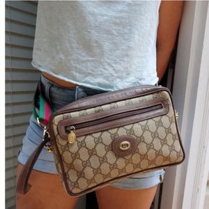 Authentic Vintage Gucci GG Monogram Supreme Clutch Wristlet Fanny Bum Waist Belt